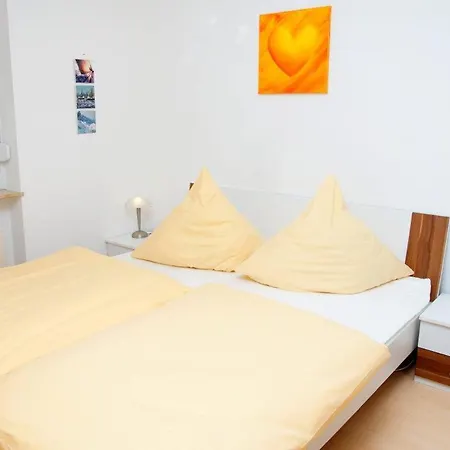 Apartment Ferienwohnung Sandburg